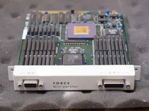 GP-1122のコネクタ部分