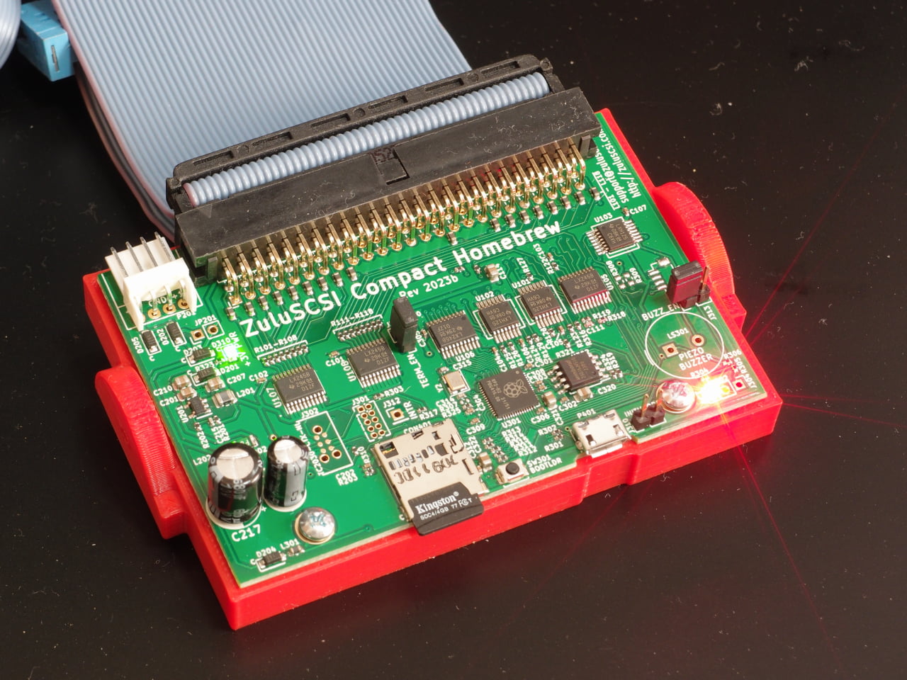 ZuluSCSI RP2040 Compact Homebrewの実際の動作の様子。