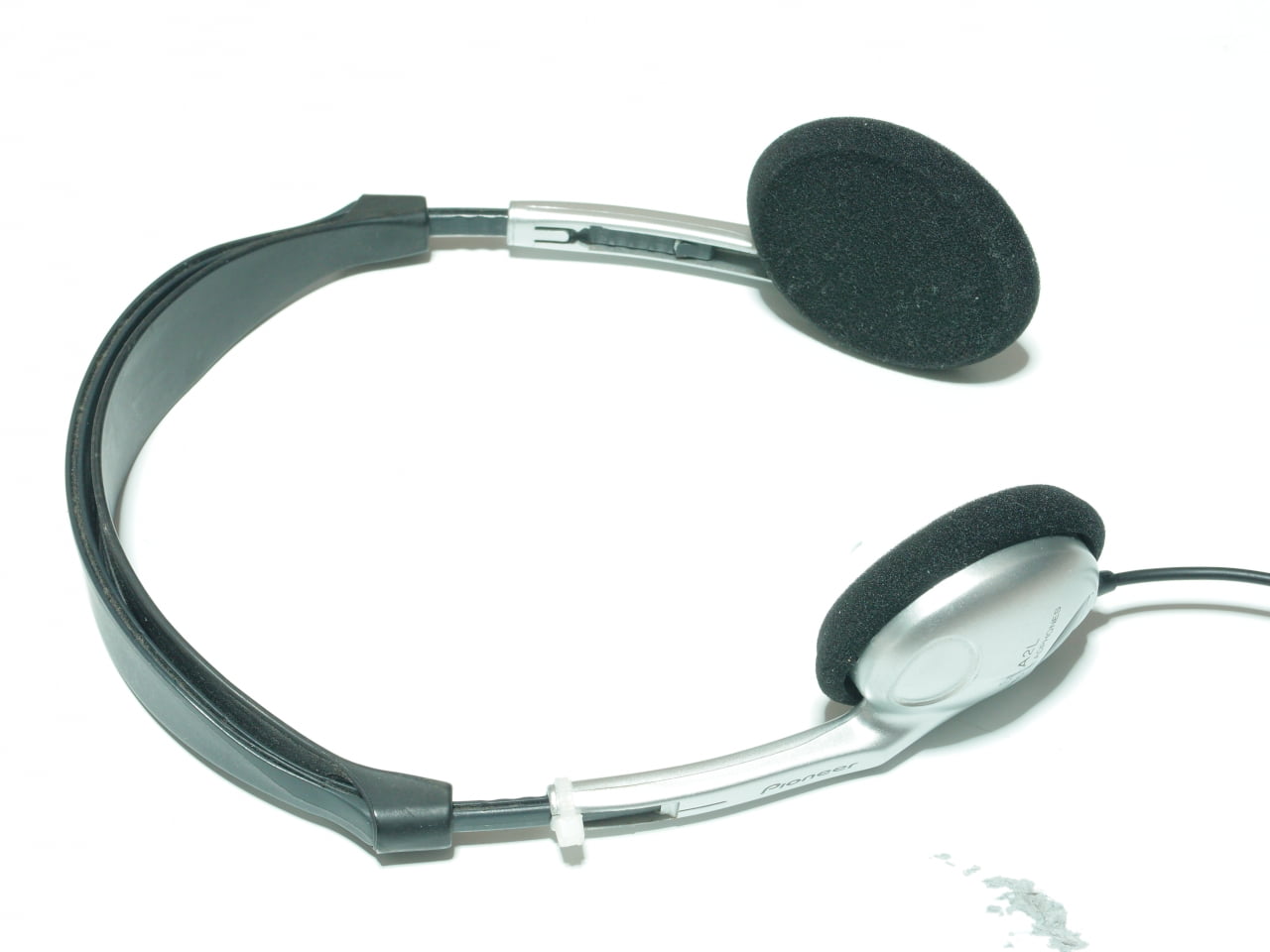 Pioneer SE-A2LにKoss 9A03164800を付けた写真