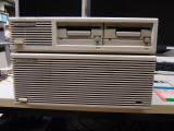 HP 9000/310 with HP 9122D FDD drive