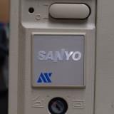 AXのロゴ
